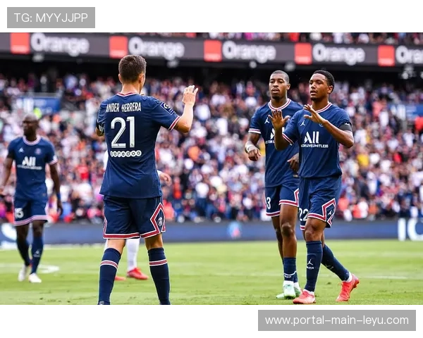 法甲争冠三强格局形成：巴黎、摩纳哥、马赛分差紧咬